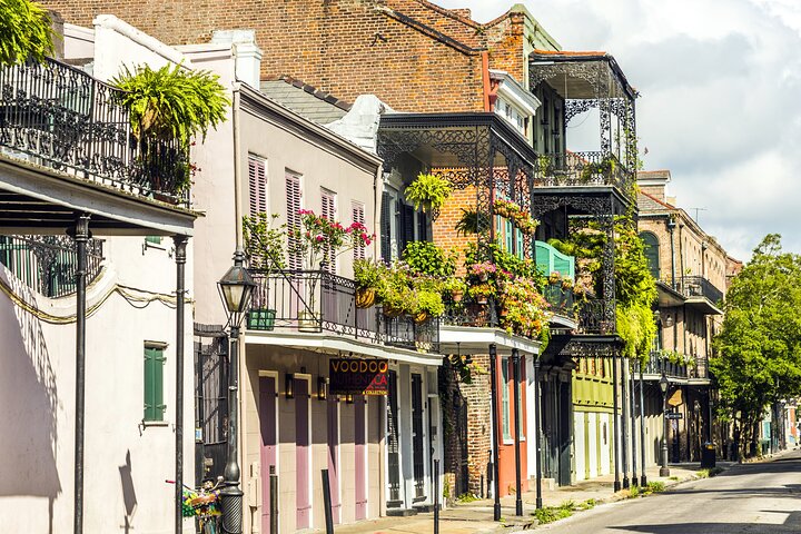 New Orleans French Quarter, Voodoo, Cemetery Tour Or Cemetery Insiders Tour - thumb 0