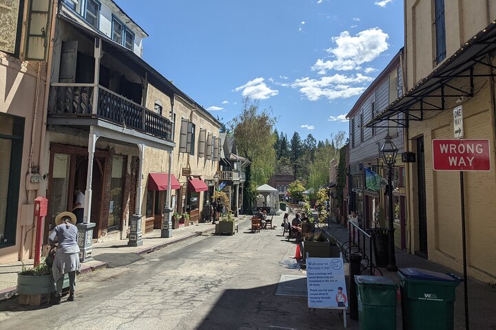 Nevada City Scavenger Hunt Walking Tour And Game - thumb 3