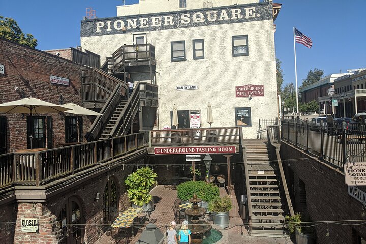 Old Sacramento Scavenger Hunt Walking Tour And Game - thumb 0