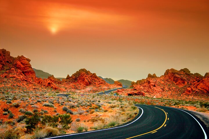 Valley Of Fire And Red Rock Canyon From Las Vegas - thumb 0
