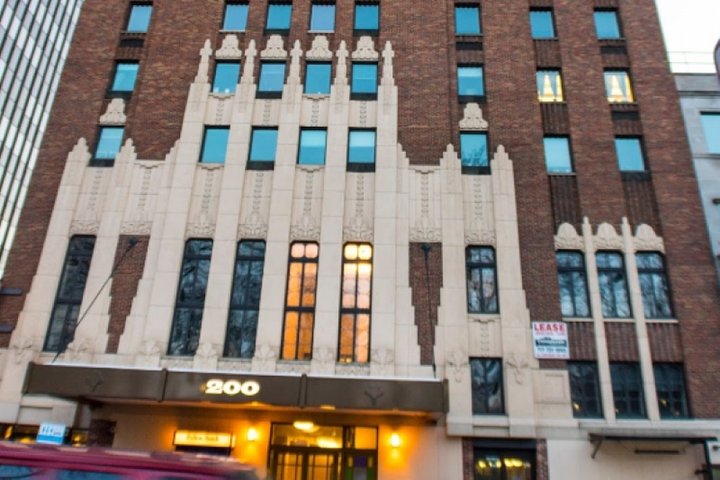 Harrisburg Scavenger Hunt: Capitol Reflections - thumb 2