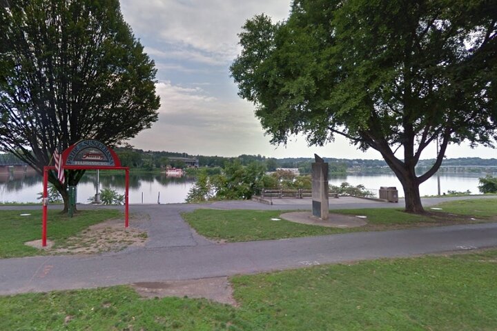 Harrisburg Scavenger Hunt: Capitol Reflections - thumb 5