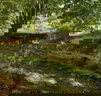Fallingwater and Kentuck Knob - Two Visions of Frank Lloyd Wright - Accommodation Dallas