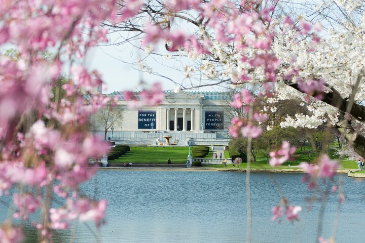 Private Smartphone-Guided Walking Tour Of University Circle - thumb 0