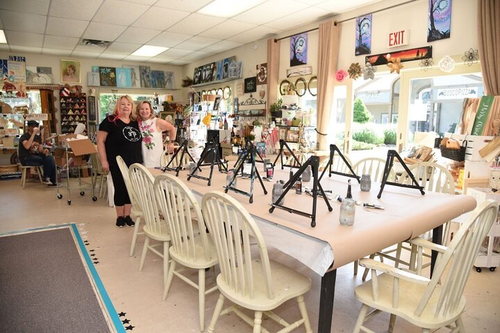 Private Pop Up Picnic and Painting in Shawnee on Delaware