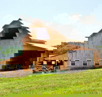 Amish Community Visitswimming Hiking  lite lunch Winetasting - Accommodation Dallas