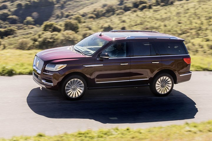 Arrival Private Transfer Dallas Airport DAL To Plano By Luxury Vehicle - thumb 3
