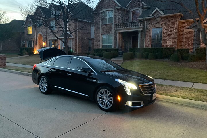 Private Dallas Airport Transportation To Downtown Dallas - thumb 4