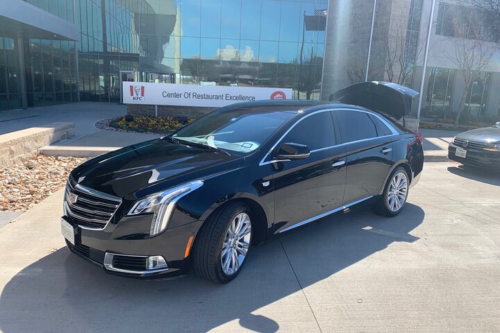 Private Dallas Airport Transportation To Downtown Dallas - thumb 5