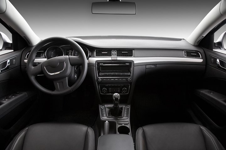 Transfer In Executive Private Car From Dallas City Center To Love Field Airport - thumb 0