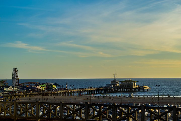 Self-Guided Tour Of Santa Monica In Los Angeles With Fun Facts And Photo Ops - thumb 0