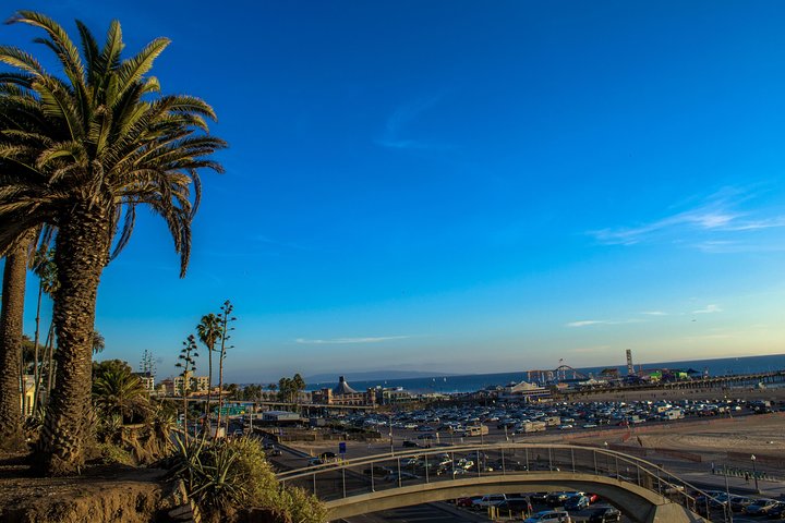 Self-Guided Tour Of Santa Monica In Los Angeles With Fun Facts And Photo Ops - thumb 1